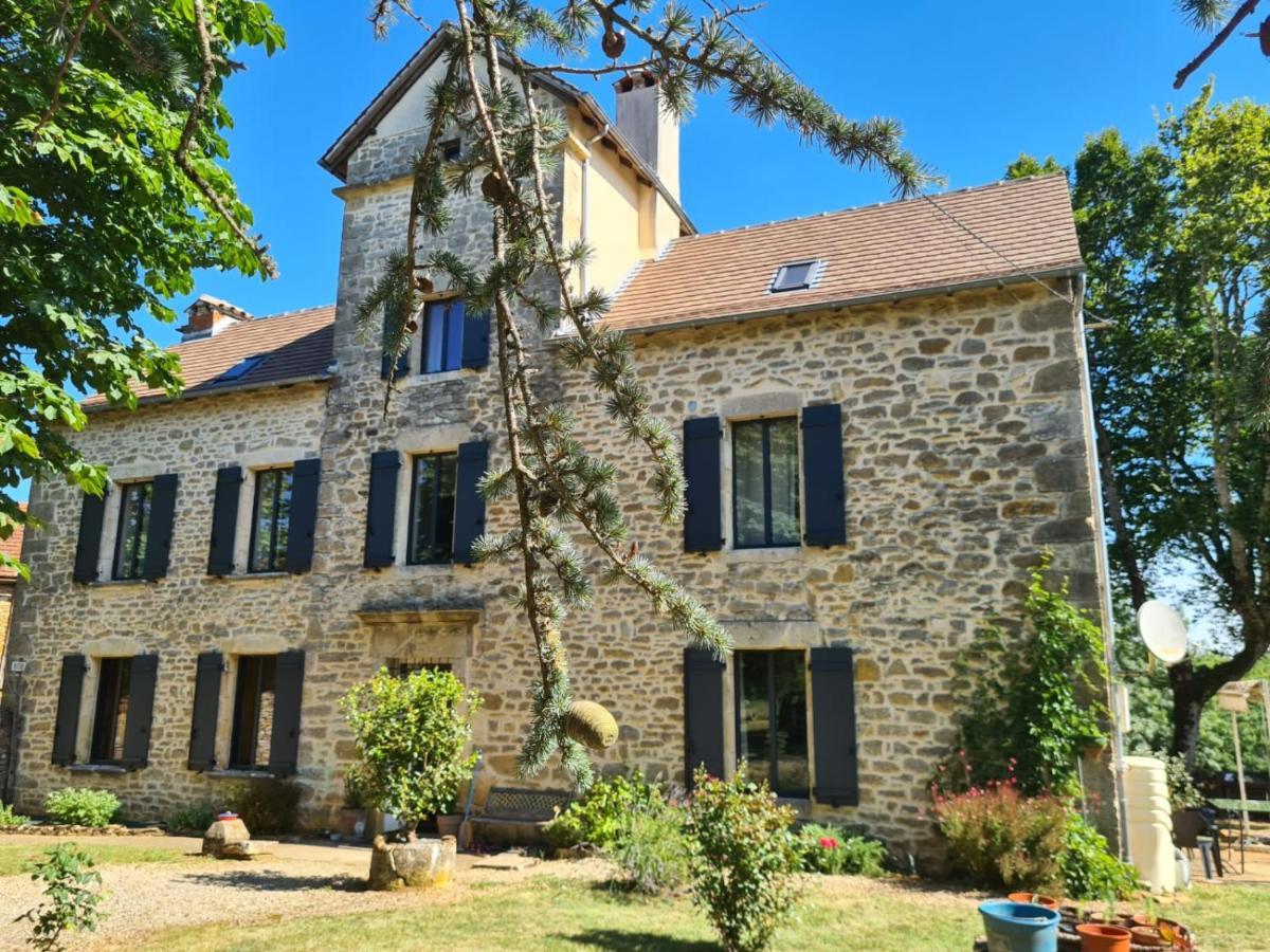 Chambres Et Table D'Hotes Le Cedre Aveyron Sainte-Croix  Exterior foto