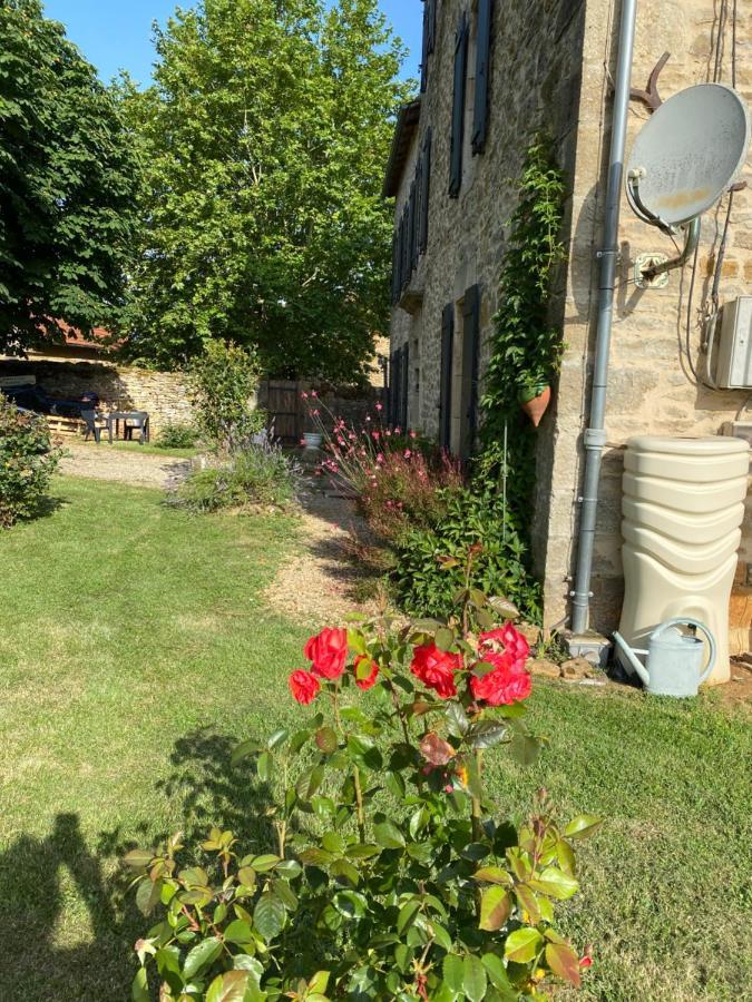 Chambres Et Table D'Hotes Le Cedre Aveyron Sainte-Croix  Exterior foto